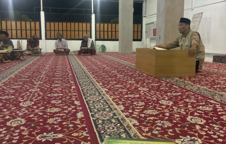 Foto pada laporan KabarNusa: Pahami Hal Penting soal Salat, Ustaz Fajar Jelaskan Kewajiban Pribadi